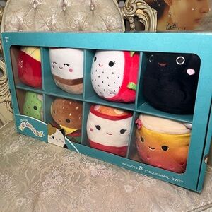 Food edition, 8 pack squishmallows.